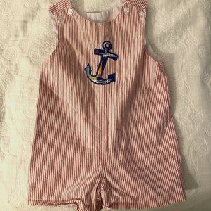 Little English, Anchor Jon Jon